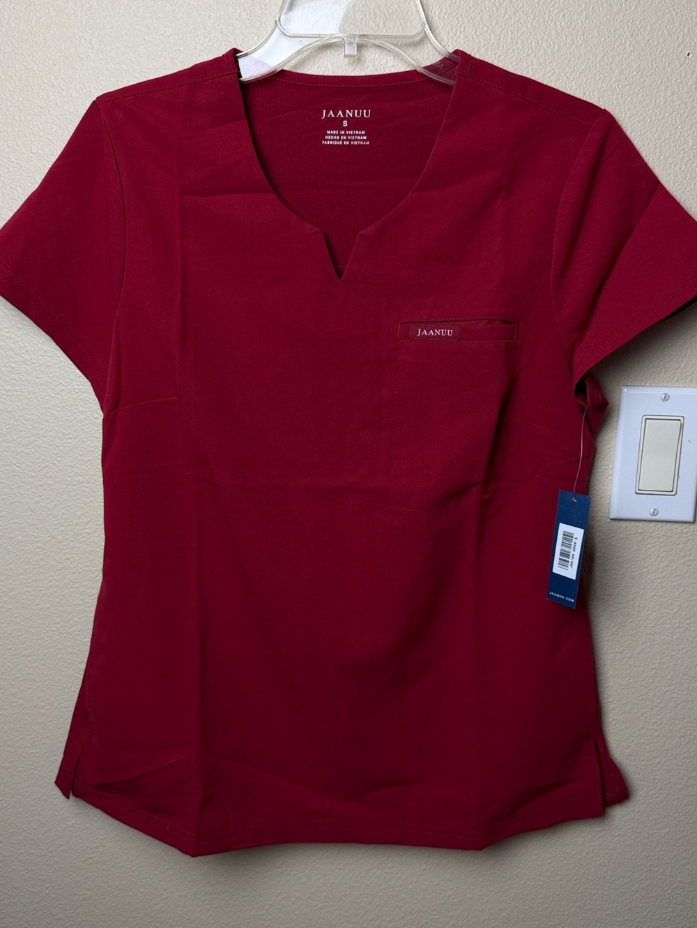 Jaanuu Scrubs 3 Pocket Notched Top NWT | Size S | Burgundy